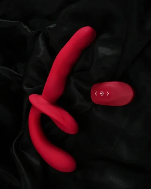 L-Join Strapless Vibratör – 10 Farklı Titreşim Modu, Uzaktan Kumandalı, Şarjlı G Nokta Uyarıcılı Tasarım