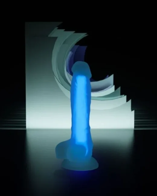 Beyond Mavi Matt Glow Gece Parlayan Dildo, Silikon, Şeffaf, 18 cm