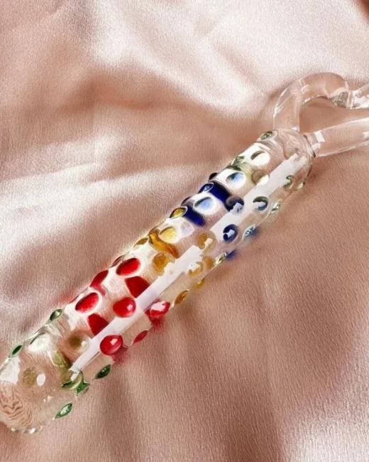 19 cm Tırtıklı Yüzeyli Renli Anal ve Vajinal Dildo alternatif görünüm